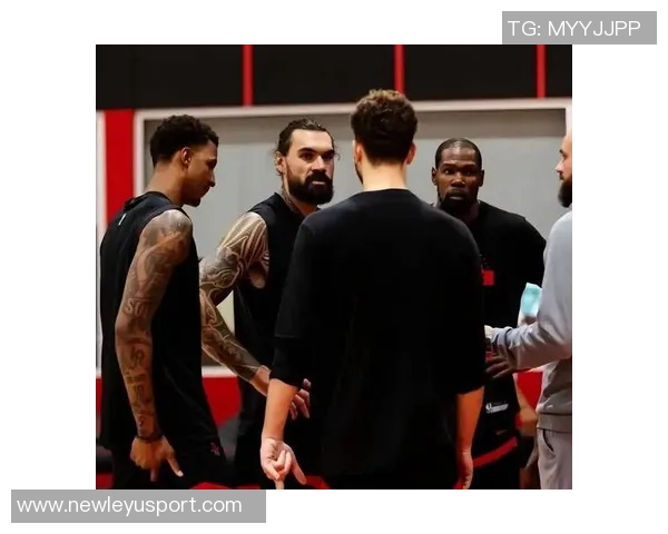 火箭内线狂潮78分轻松碾压对手32分展现统治力