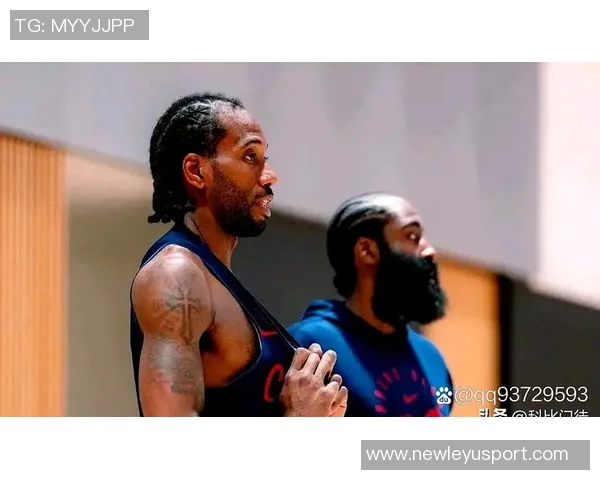 快船与灰熊首发阵容揭晓莱昂纳德哈登领衔对决邓恩科林斯与祖巴茨争锋