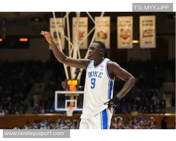 菜鸟5号秀贝利再创佳绩连场20马卢阿奇贡献防守2帽展现潜力