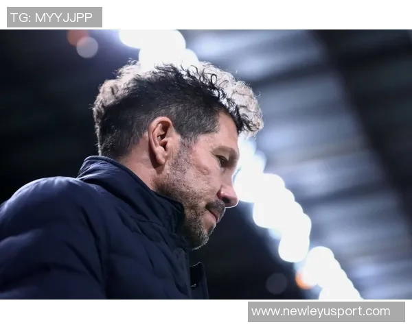 西蒙尼携马竞基金会探望医院儿童传递温暖与关爱